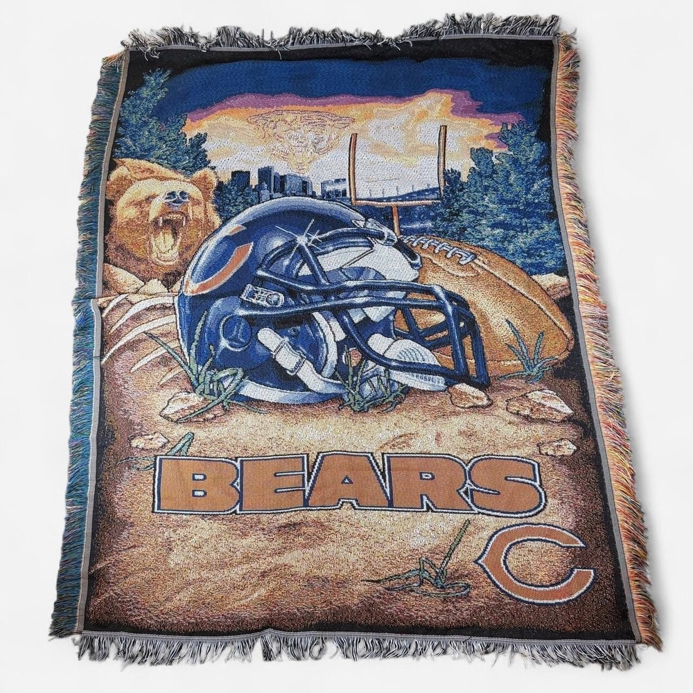 Vintage Chicago Bears NFL Tapestry Throw Blanket Roaring Skyline 48x60